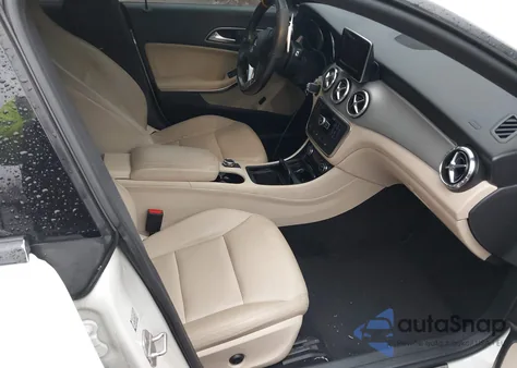 2014 Mercedes-Benz Cla 250 из США, поврежденный, VIN WDDSJ4EB7EN069811